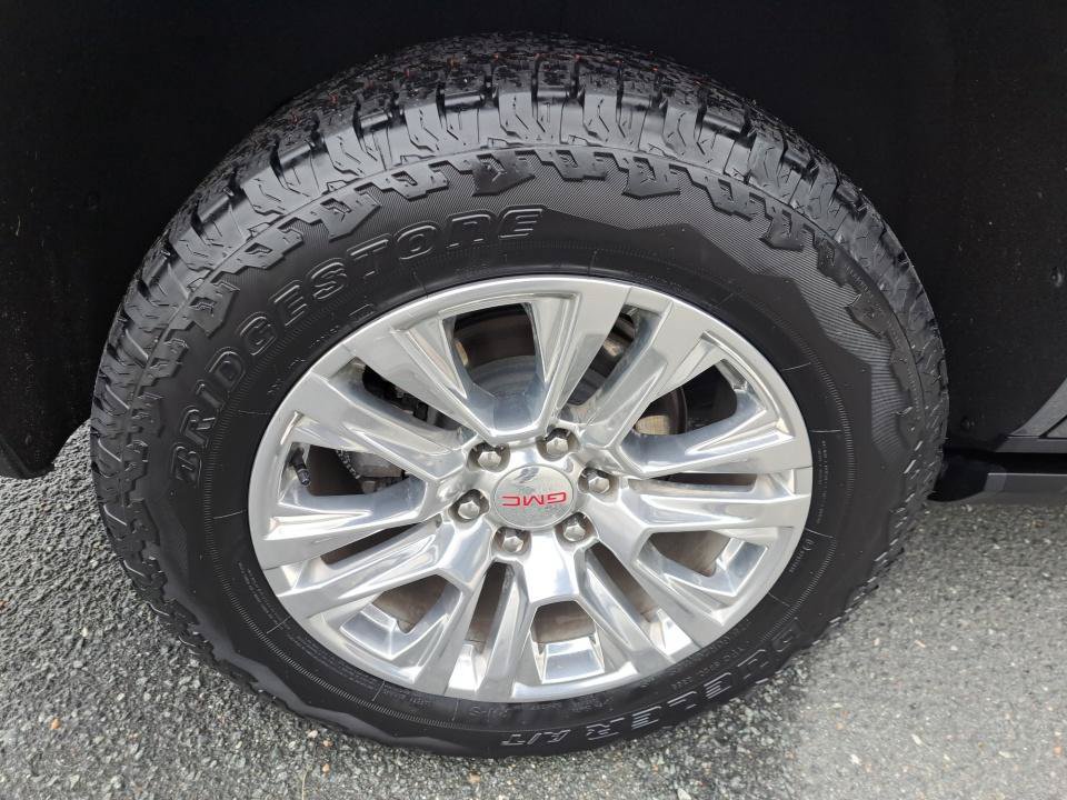 Used 2022 GMC Yukon Denali AWD/4WD image 18