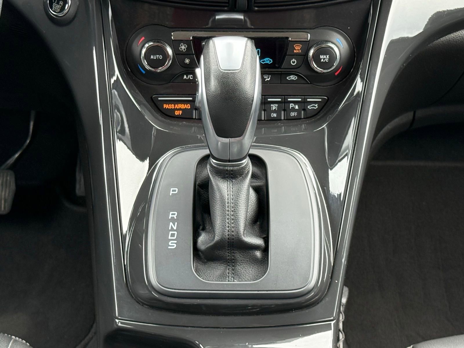 Used 2015 Ford Escape Titanium w/ Equipment Group 301A image 20