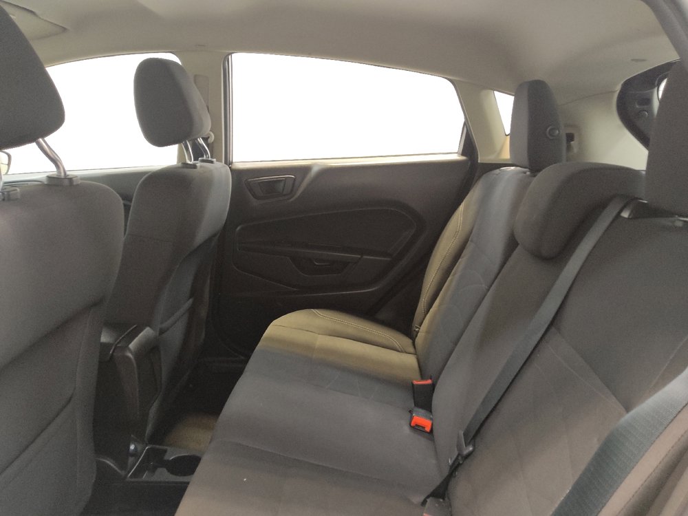 Used 2017 Ford Fiesta SE FWD image 18