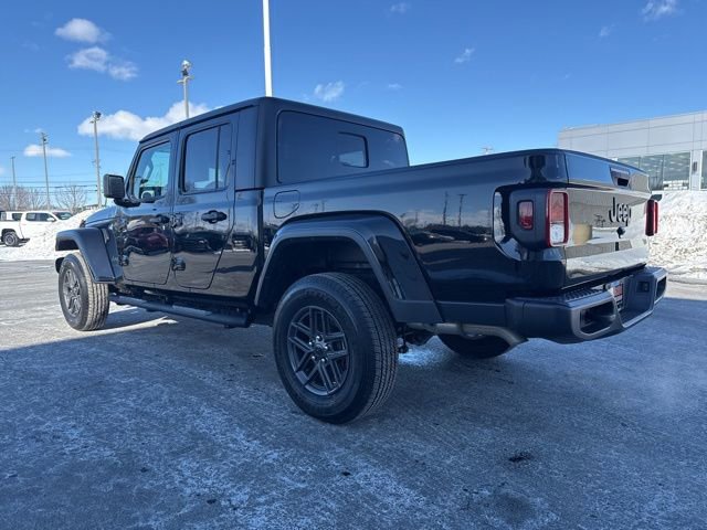 Used 2024 Jeep Gladiator Sport image 5