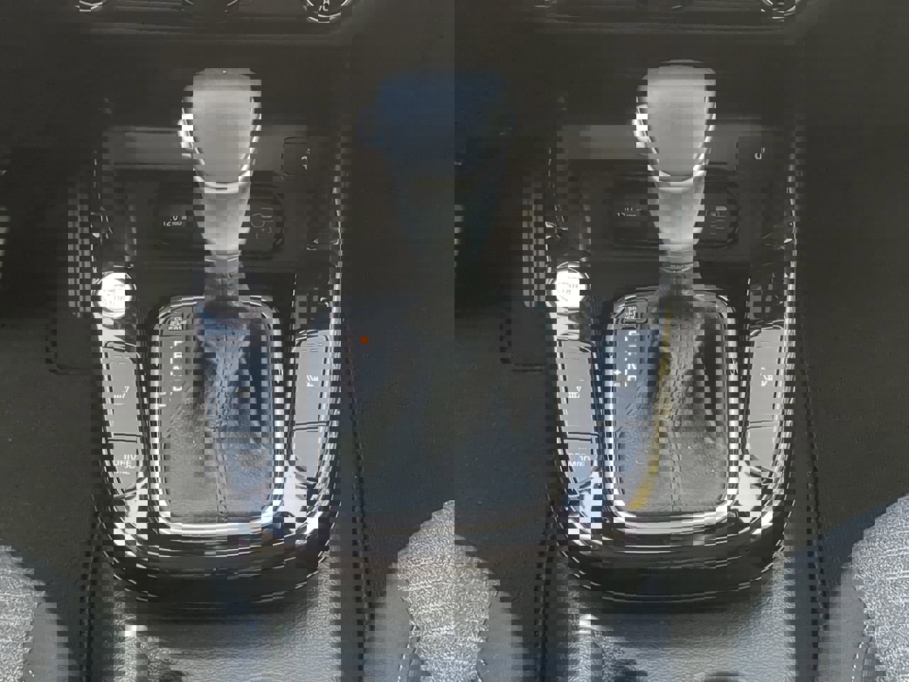 Used 2023 Kia Soul EX image 16