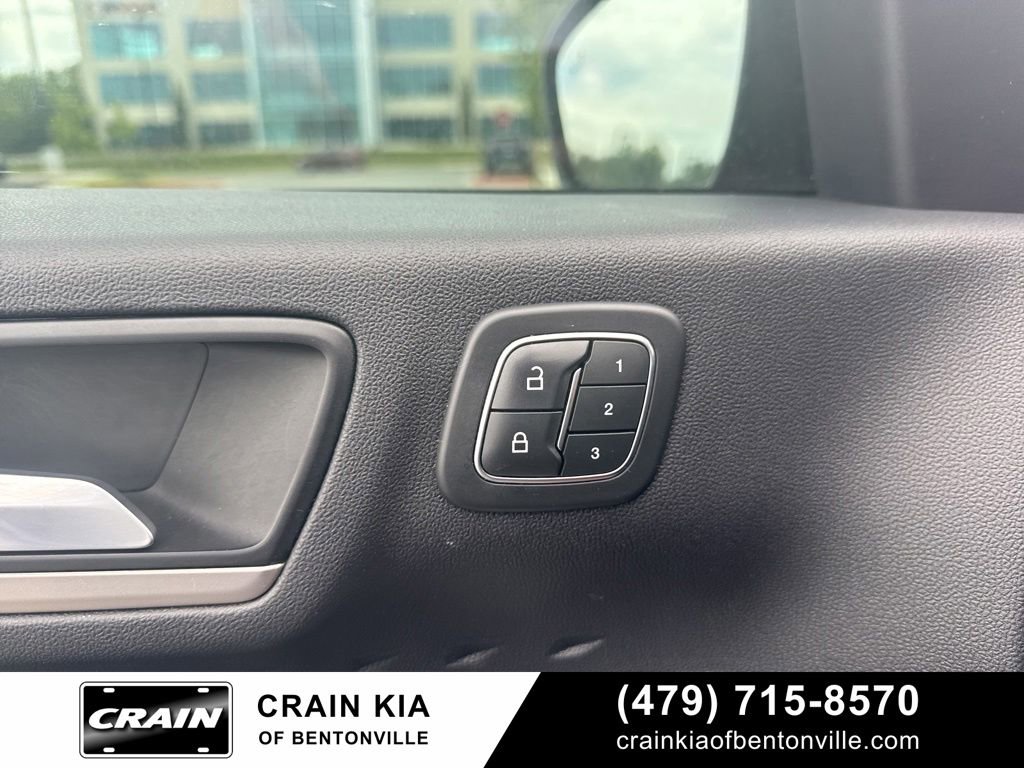 Used 2020 Ford Escape SEL FWD image 24