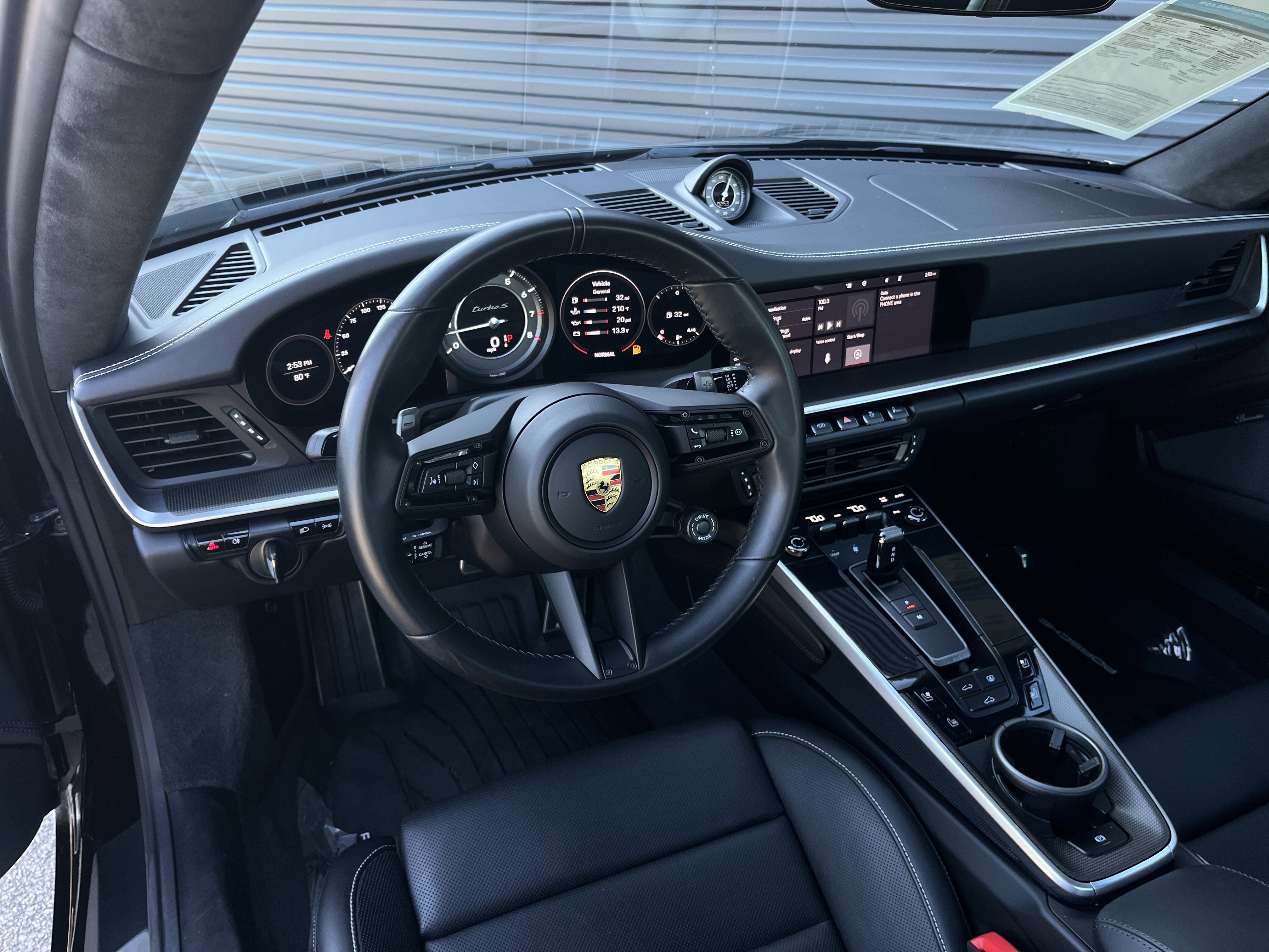 Used 2021 Porsche 911 Turbo S image 4