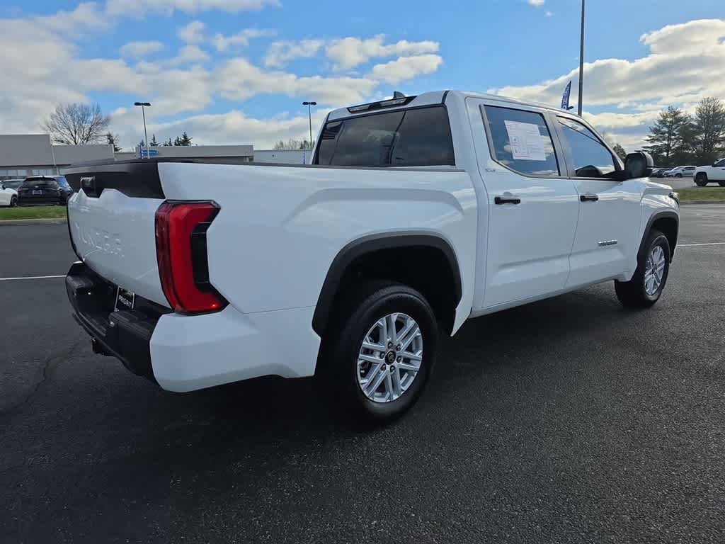 Used 2025 Toyota Tundra SR5 AWD/4WD image 15