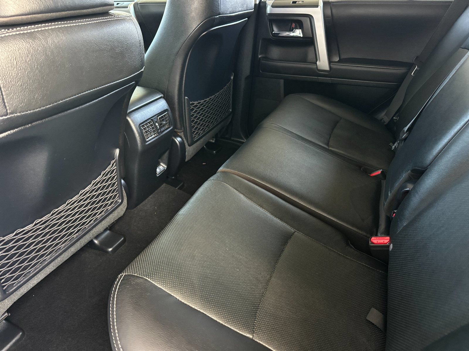 Used 2022 Toyota 4Runner Limited AWD/4WD image 11