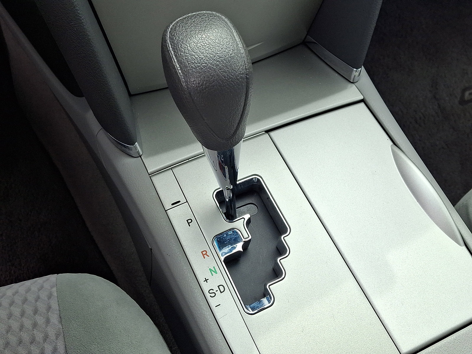 Used 2011 Toyota Camry LE w/ LE Extra-Value Pkg image 15