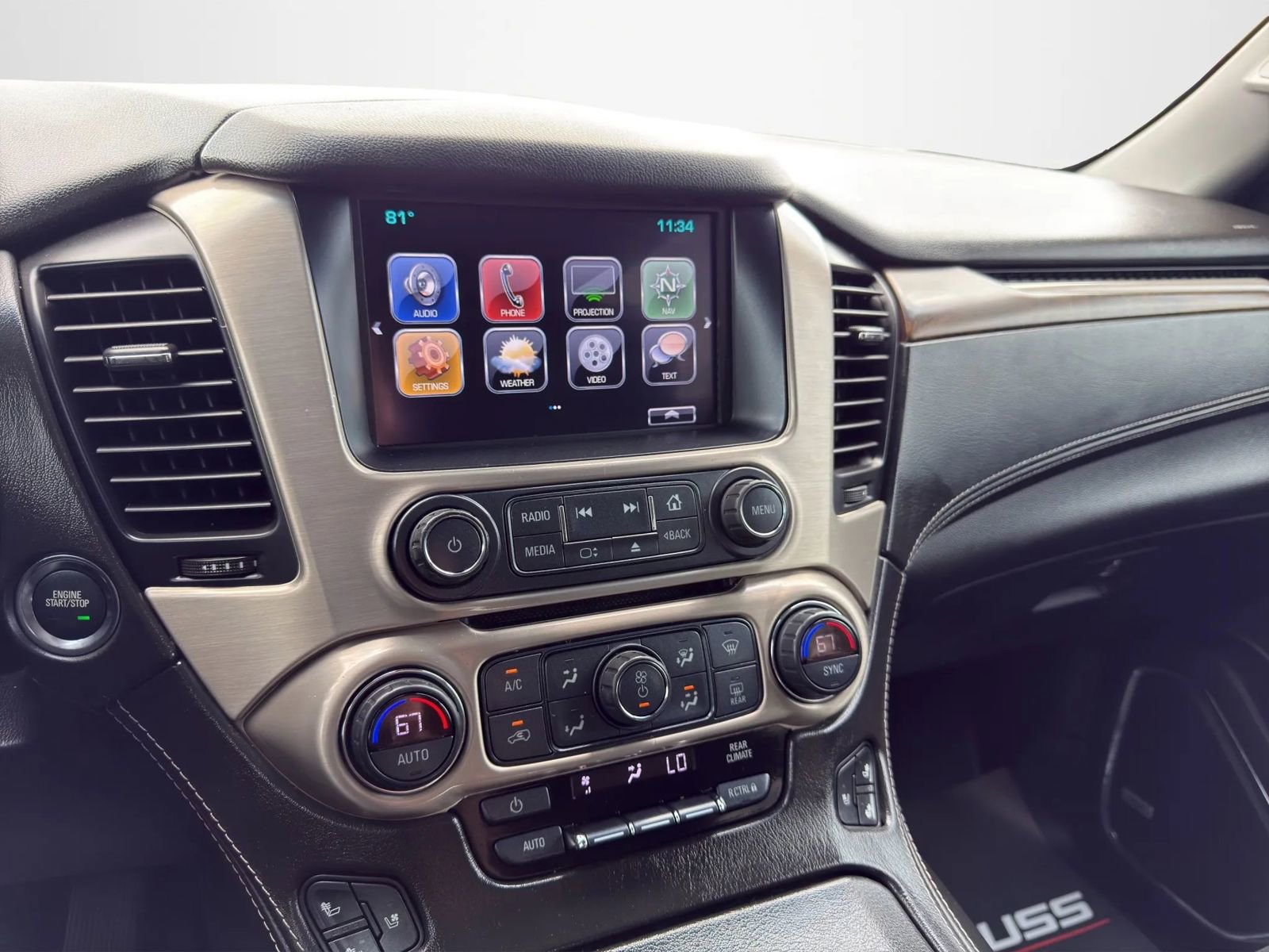 Used 2018 GMC Yukon XL Denali w/ Denali Ultimate Package image 27