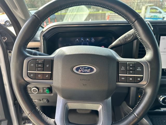 Used 2023 Ford F250 Lariat w/ Sport Appearance Package AWD/4WD image 29