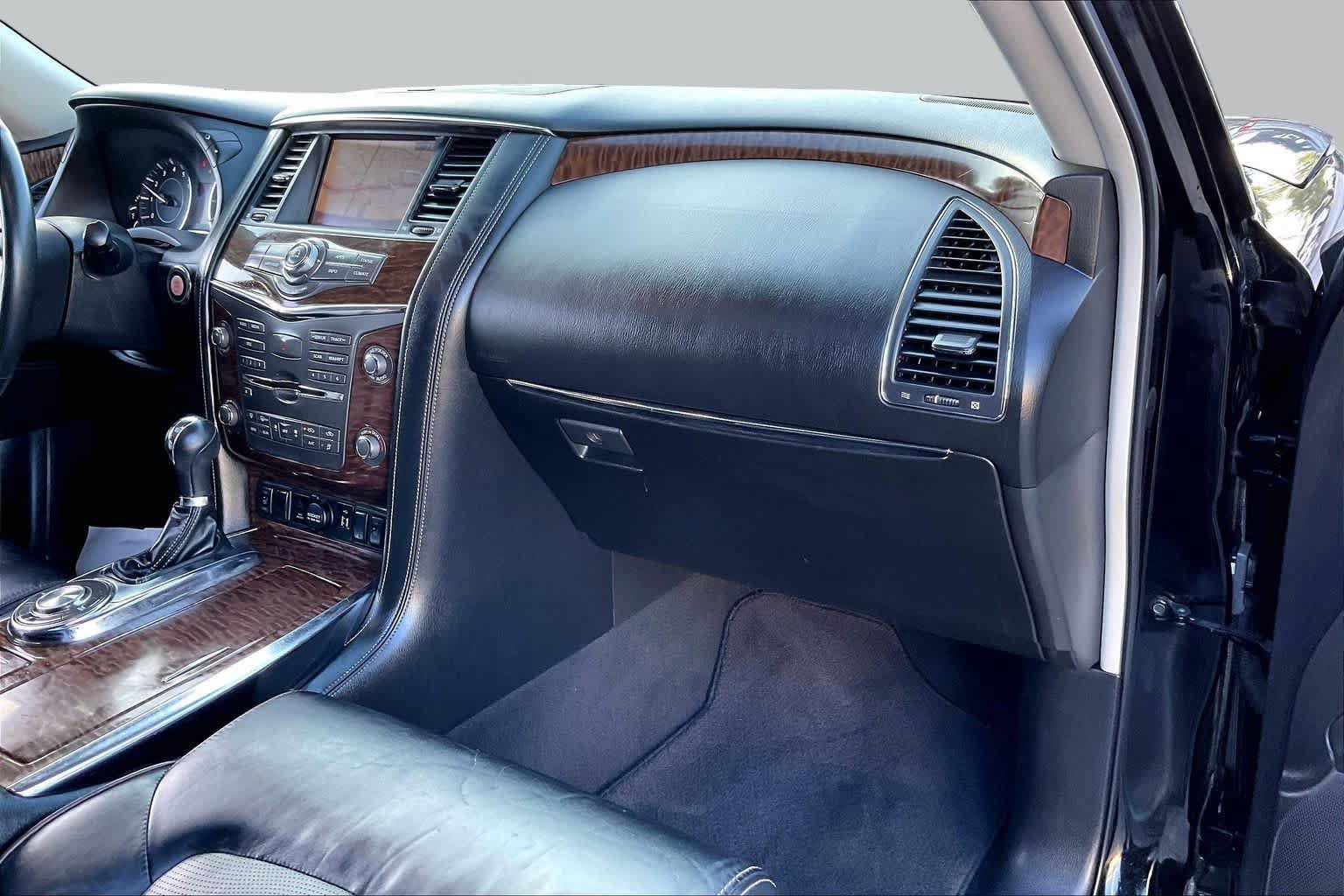 Used 2018 Nissan Armada SL w/ Premium Package RWD image 16