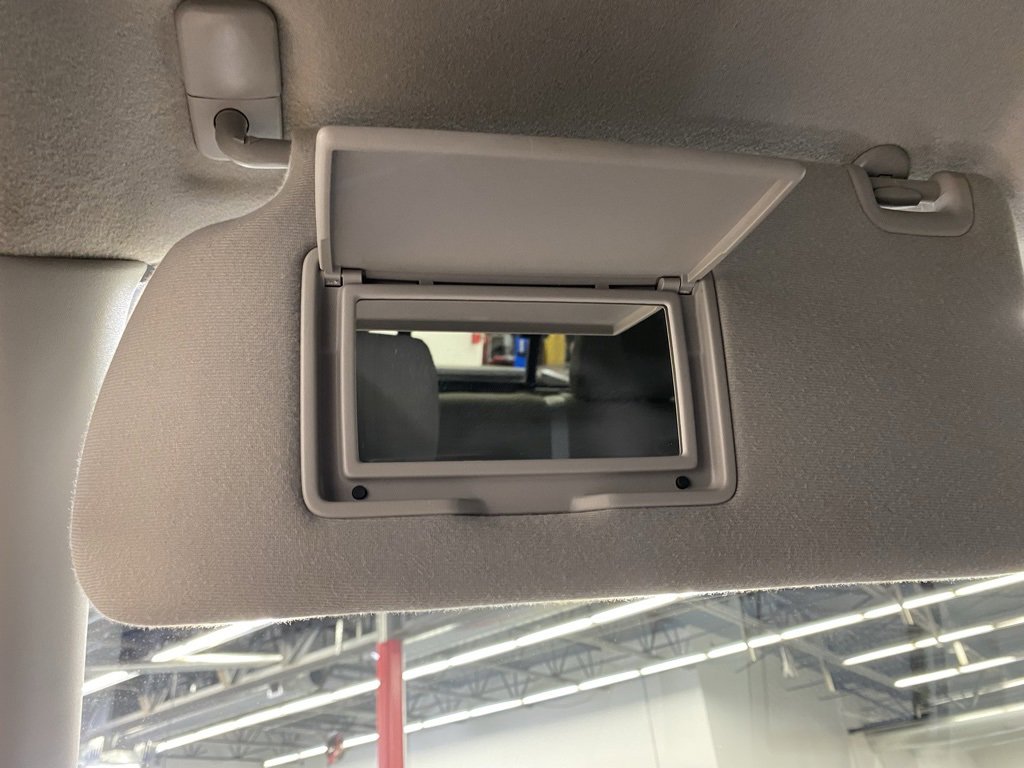 Used 2020 Nissan Frontier SV image 36