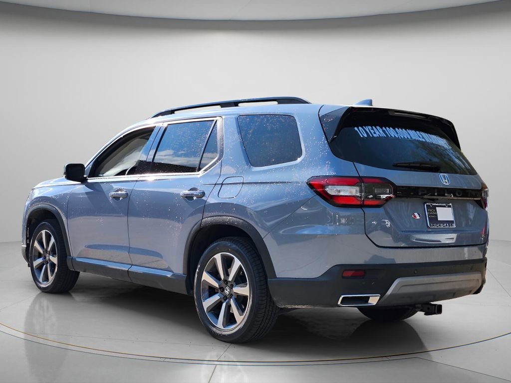 Used 2023 Honda Pilot Touring image 6