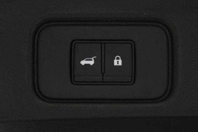 Certified 2026 Nissan Pathfinder SL FWD image 18