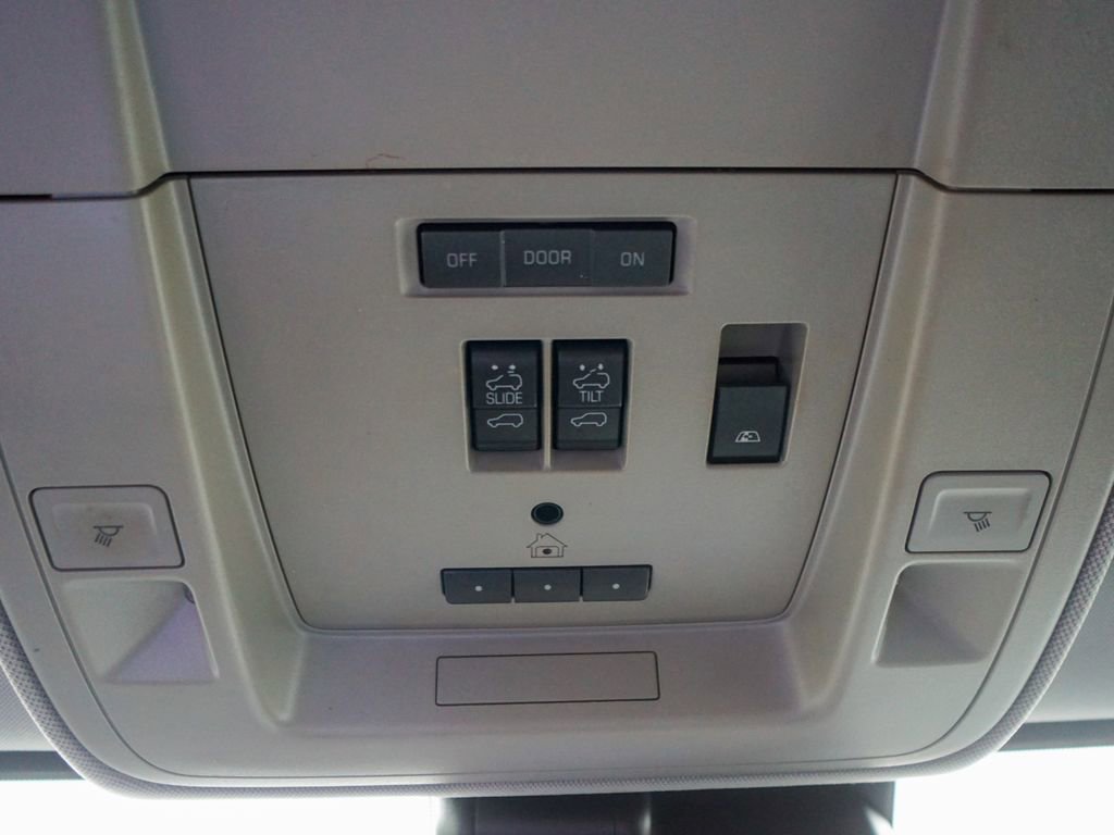 Used 2018 GMC Sierra 3500 Denali w/ Duramax Plus Package image 30