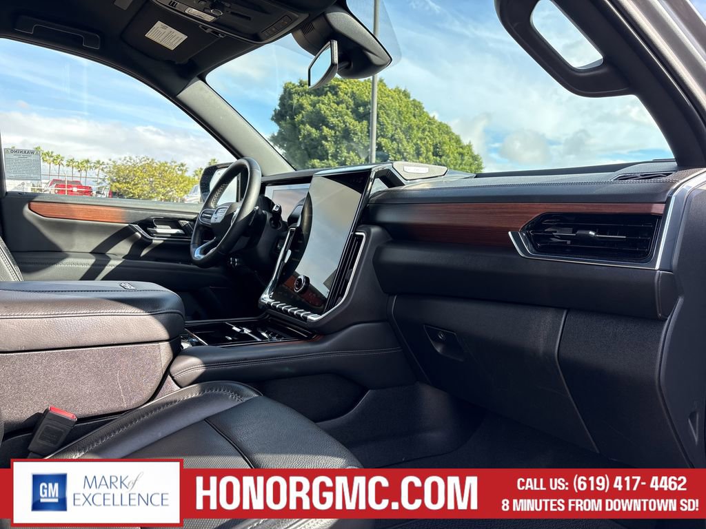 Used 2025 GMC Yukon Denali image 23