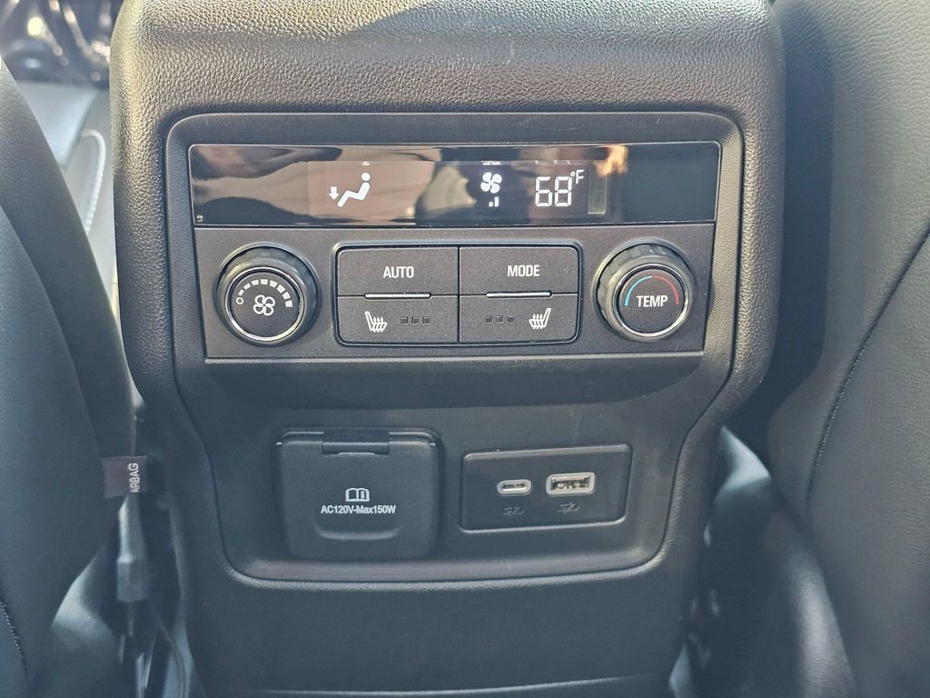 Used 2021 GMC Acadia SLT w/ Technology Package AWD/4WD image 19