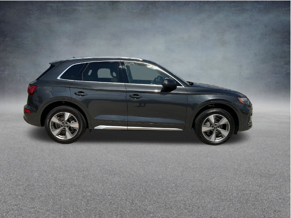 Used 2023 Audi Q5 2.0T Premium Plus w/ Premium Plus Package AWD/4WD image 8