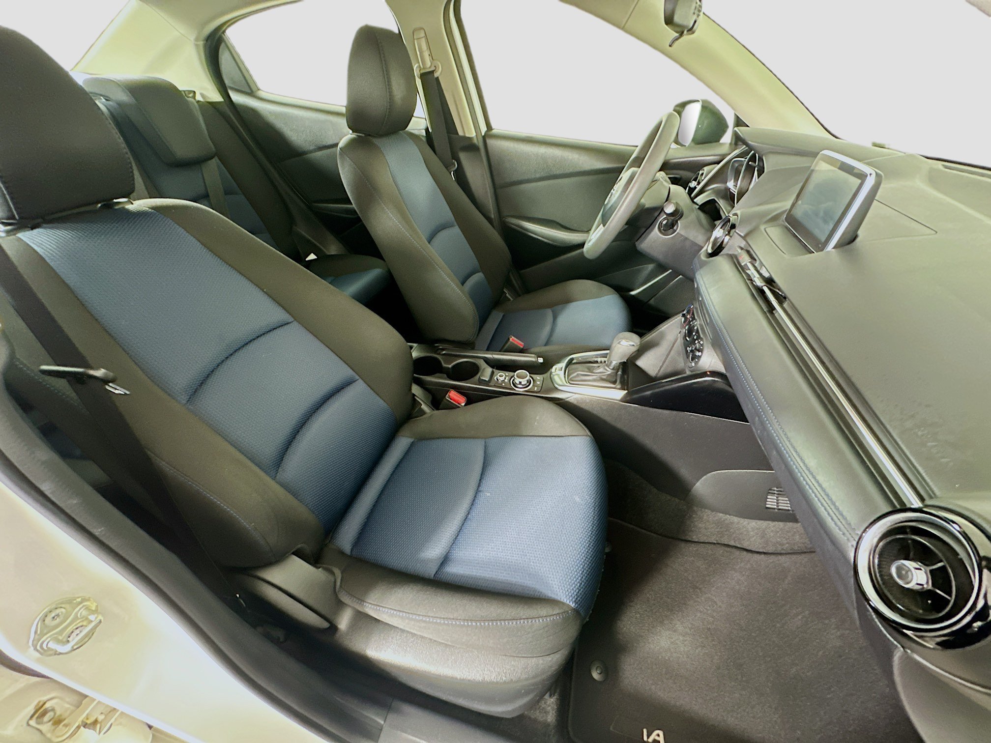 Used 2018 Toyota Yaris iA FWD image 29