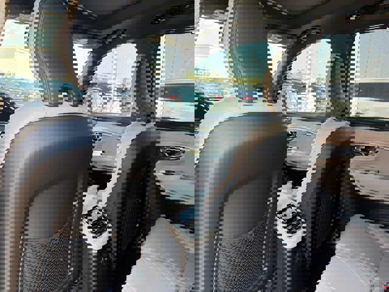 New 2026 Volvo XC90 T8 Ultra image 22