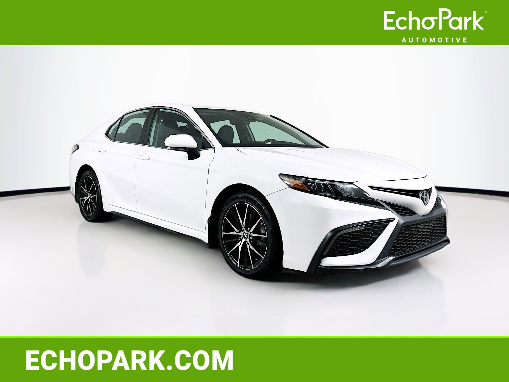 Used 2024 Toyota Camry SE