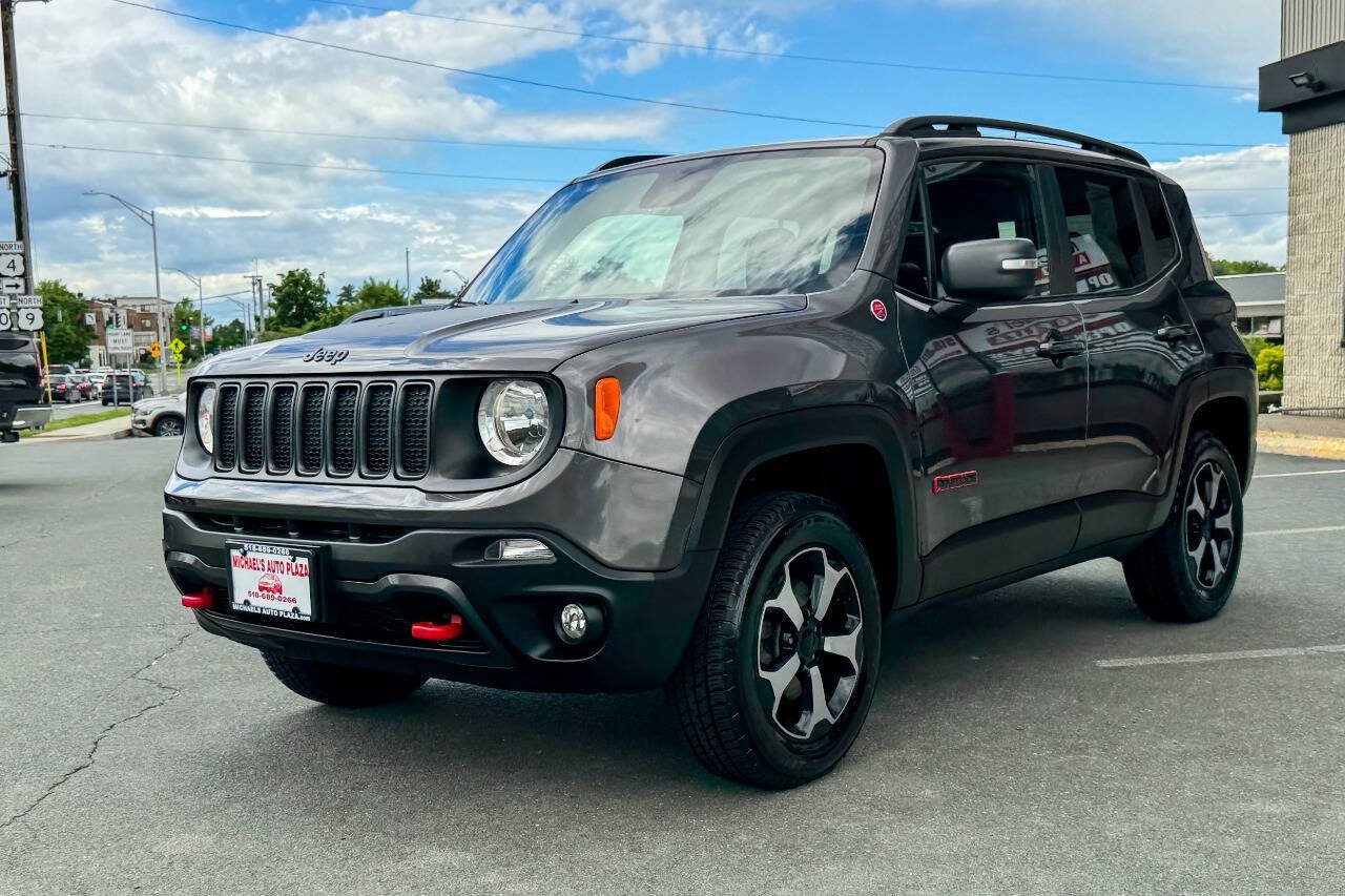 Used 2019 Jeep Renegade Trailhawk w/ UConnect 8.4 Nav Group AWD/4WD image 8