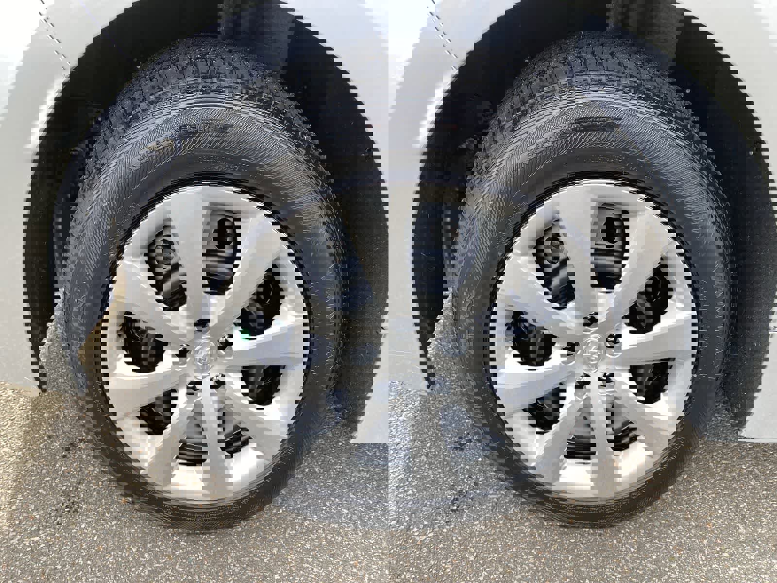 Used 2025 Toyota Corolla LE image 17