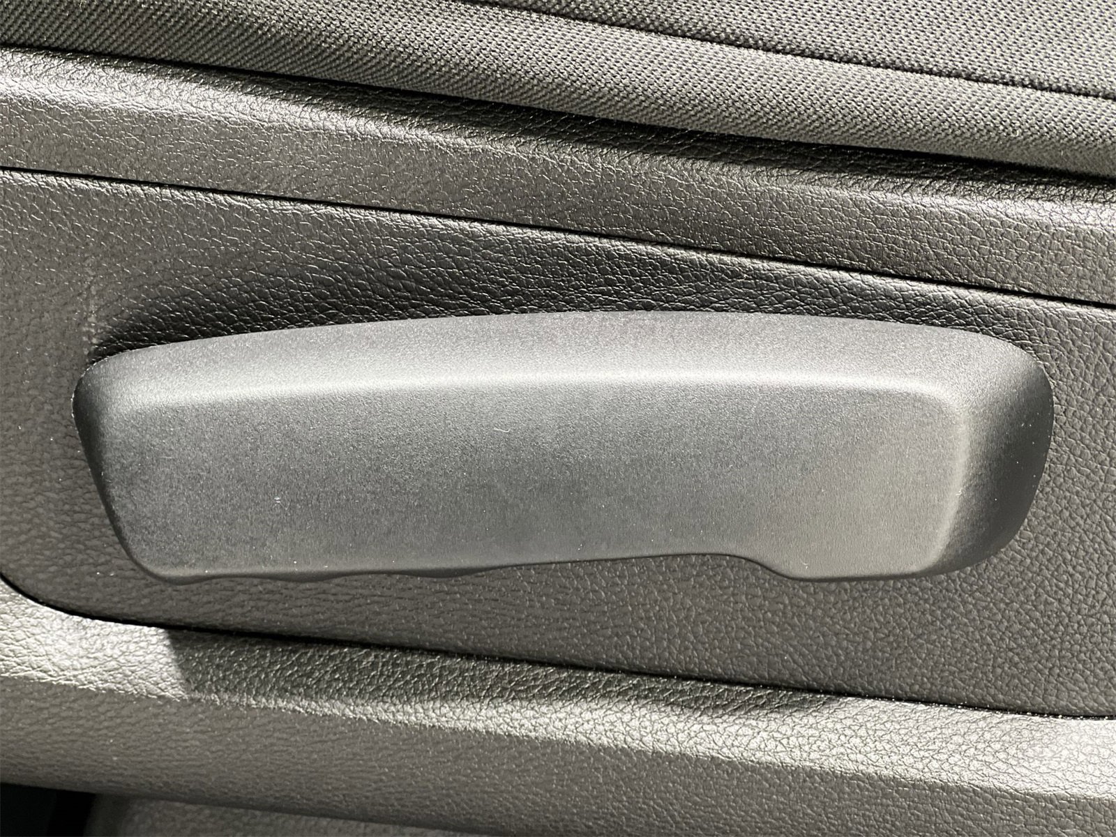 Used 2022 RAM 1500 Classic Warlock image 12