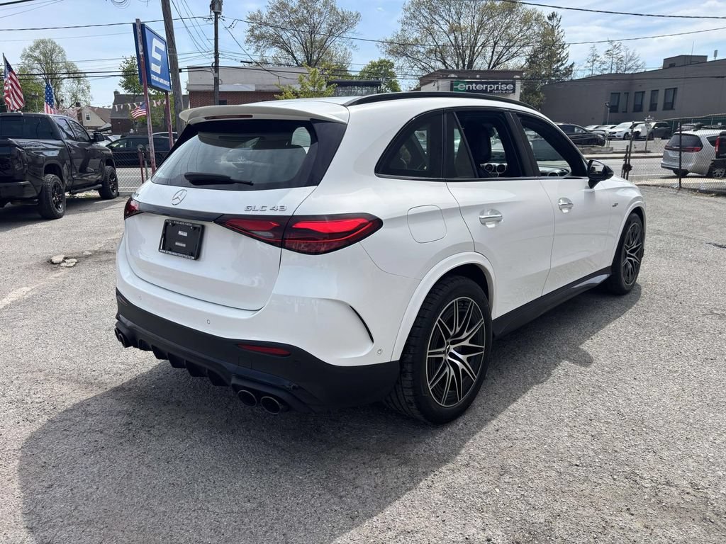 Used 2025 Mercedes-Benz GLC 43 AMG 4MATIC image 12