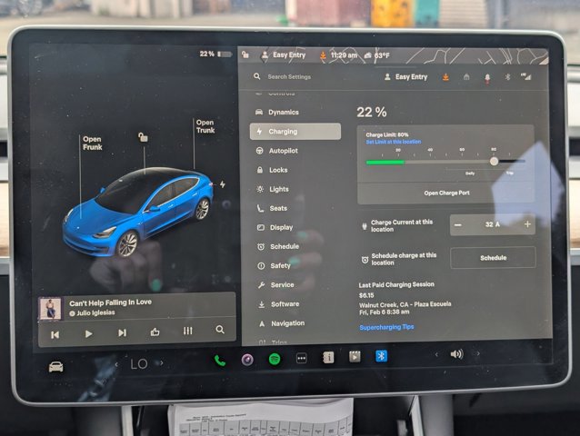 Used 2020 Tesla Model 3 Standard Range image 11