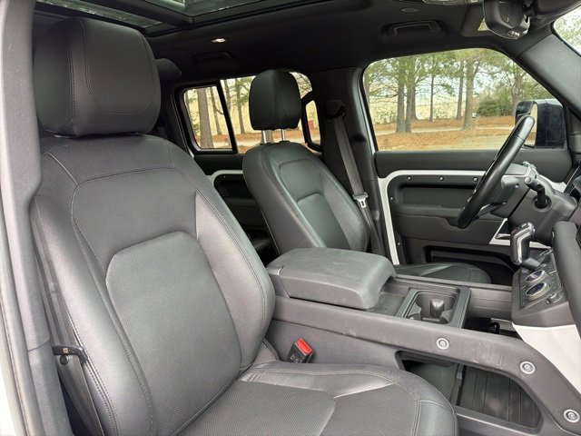 Used 2023 Land Rover Defender 110 S image 25