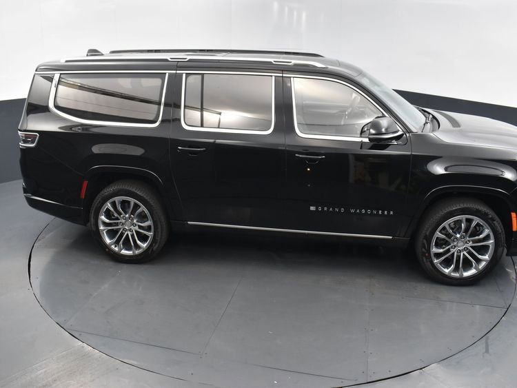 Used 2023 Jeep Grand Wagoneer L Series II w/ Premium Group II image 52