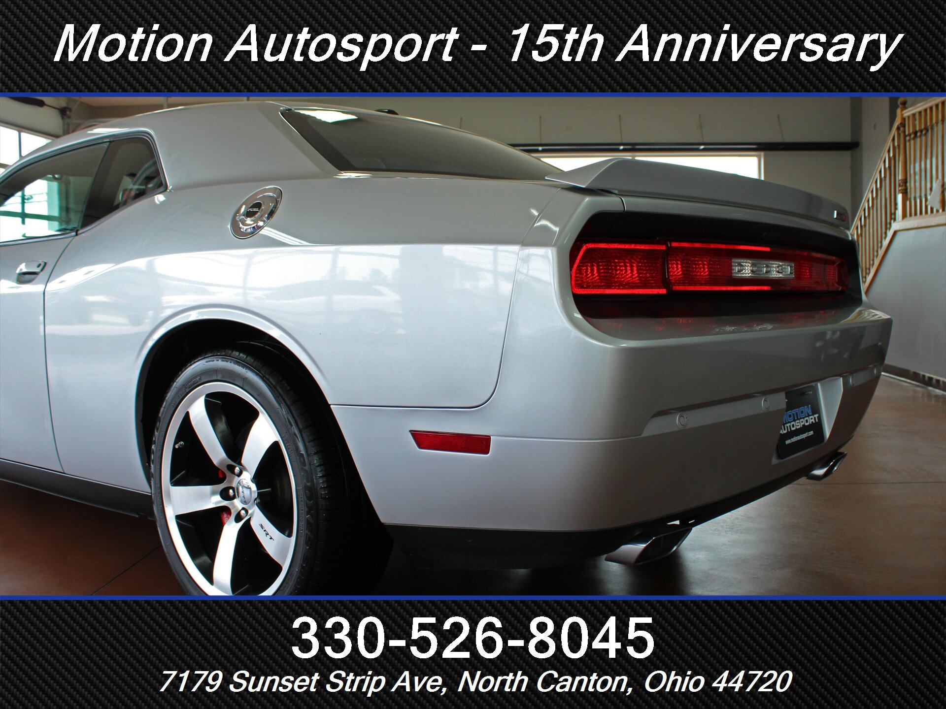 Used 2012 Dodge Challenger SRT8 RWD image 8
