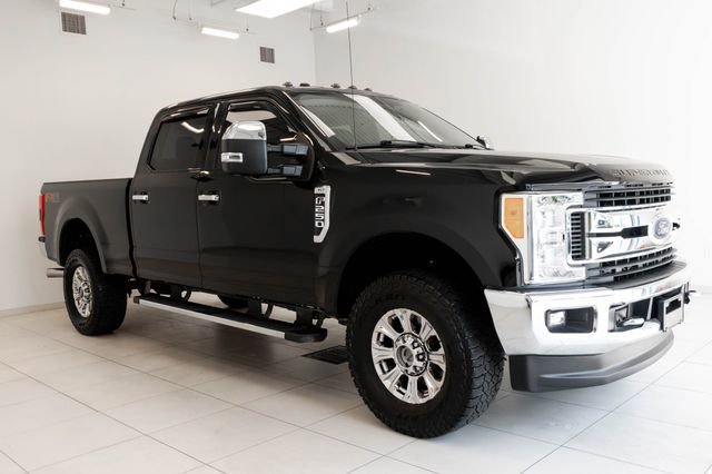 Used 2017 Ford F250 XLT w/ XLT Premium Package AWD/4WD image 7