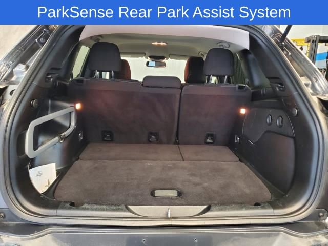 Used 2016 Jeep Cherokee Latitude w/ Safety/Convenience Group image 7