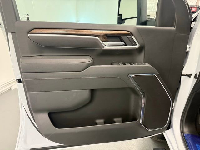 New 2026 Chevrolet Silverado 3500 LT w/ All Star Edition image 12