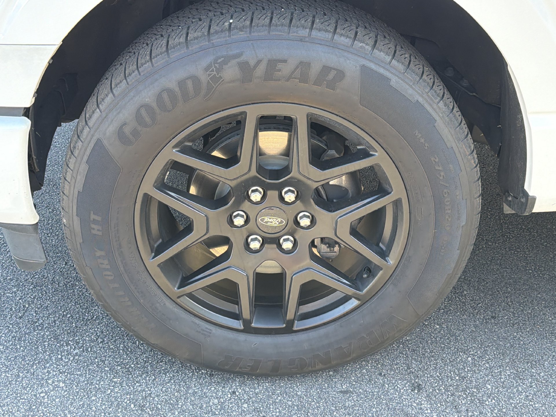 Used 2024 Ford F150 STX w/ STX Black Appearance Package RWD image 22