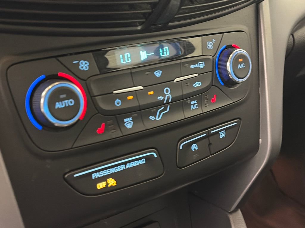 Used 2017 Ford Escape SE w/ SE Leather Comfort Package image 18