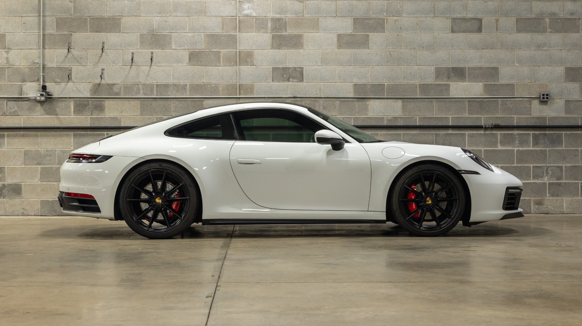 Used 2020 Porsche 911 Carrera 4S AWD/4WD image 8