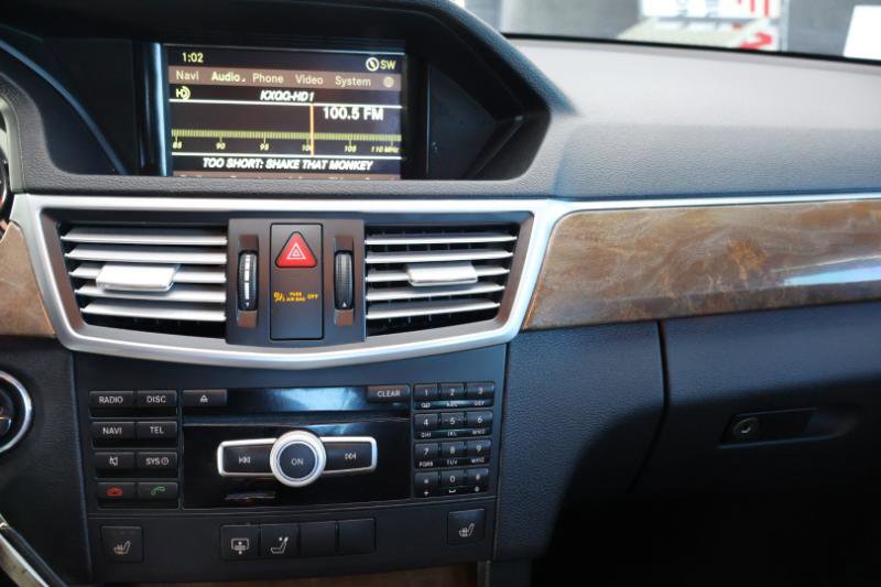 Used 2012 Mercedes-Benz E 350 4MATIC Sedan image 16