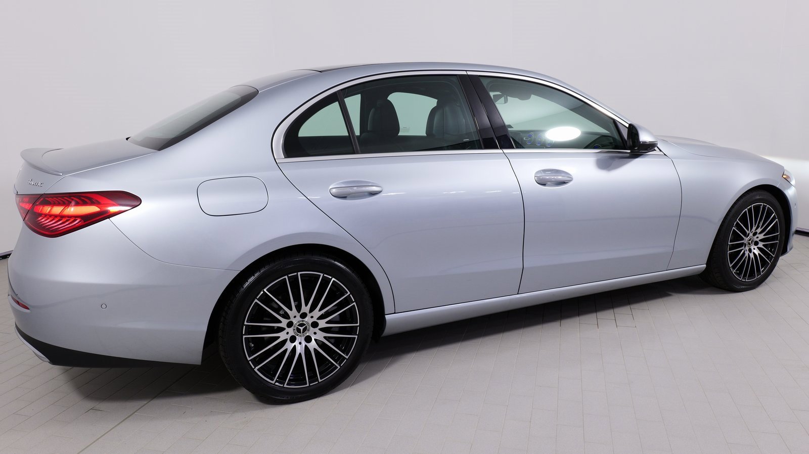 Used 2023 Mercedes-Benz C 300 4MATIC Sedan image 24