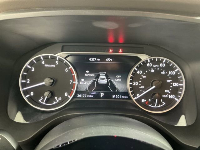 Used 2023 Nissan Rogue SV w/ SV Premium B Package image 24