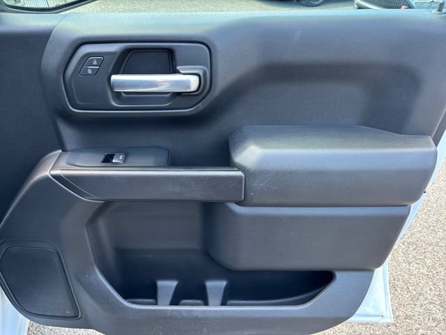 Used 2019 Chevrolet Silverado 1500 Custom w/ Custom Value Package AWD/4WD image 16