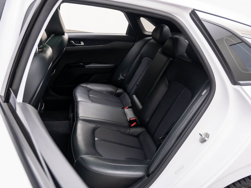 Used 2023 Kia K5 GT-Line image 16