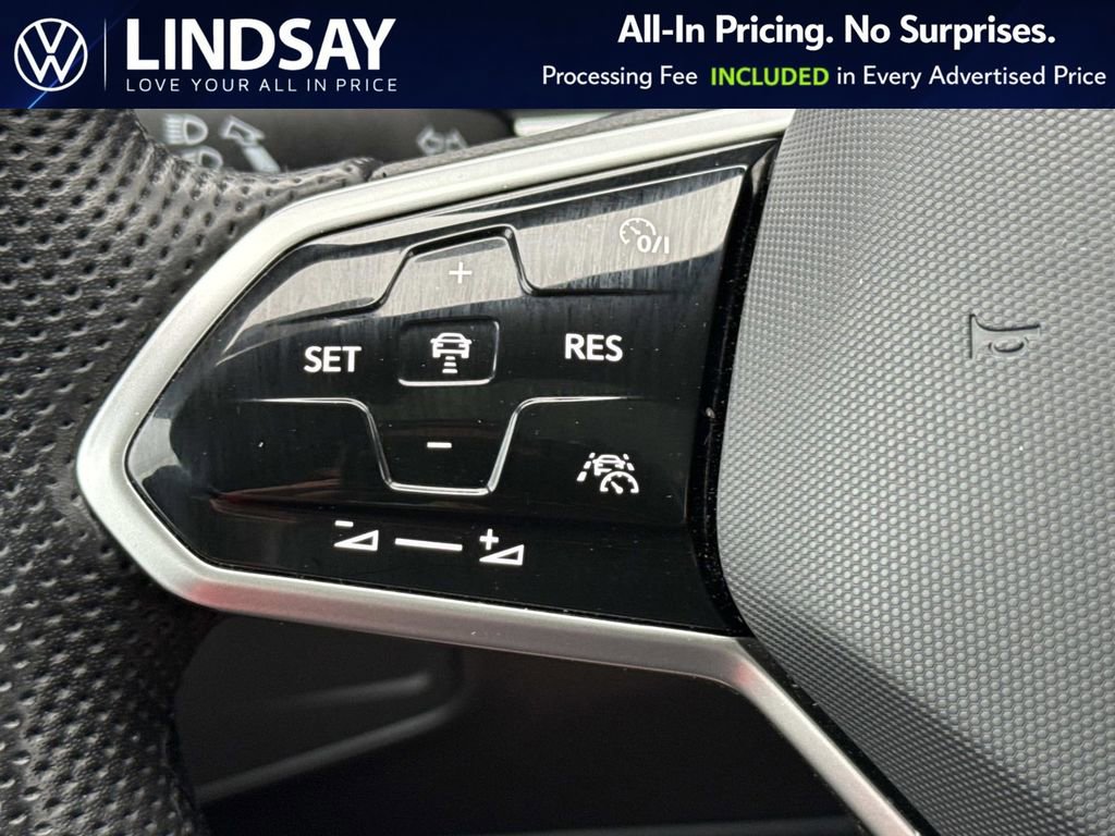 Used 2023 Volkswagen Tiguan SE R-Line AWD/4WD image 22