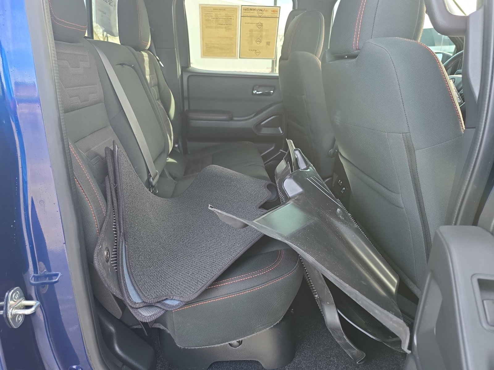 Used 2022 Nissan Frontier PRO-4X image 28