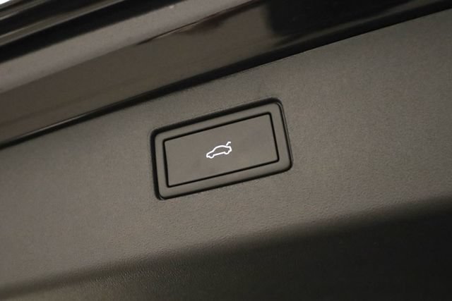 New 2026 Volkswagen Tiguan SE R-Line AWD/4WD image 36