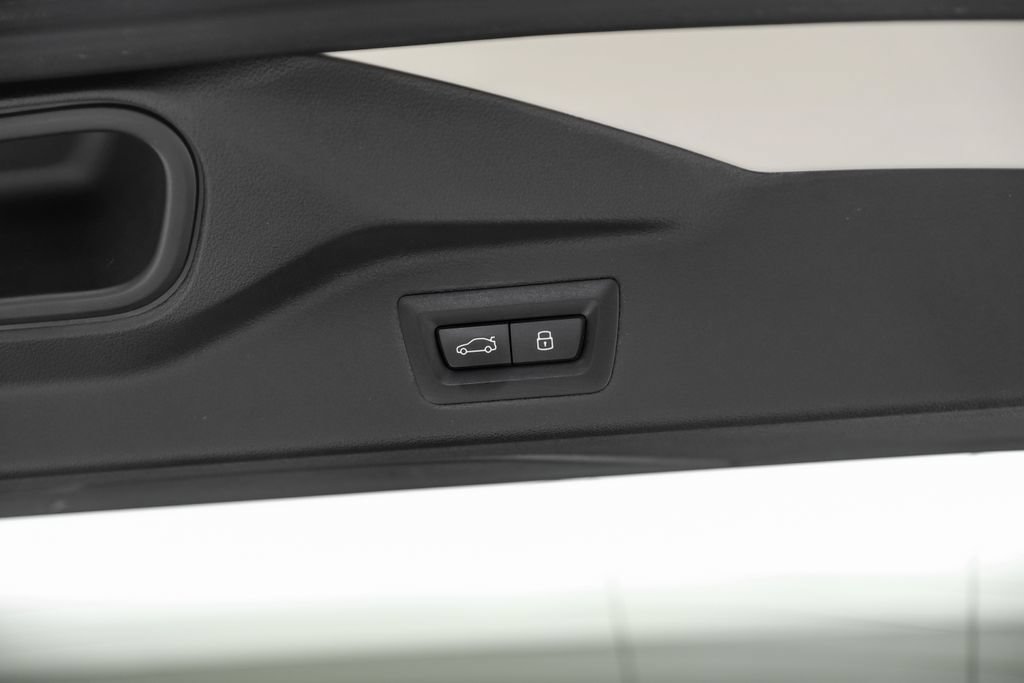 Used 2025 BMW ALPINA XB7 AWD/4WD image 62