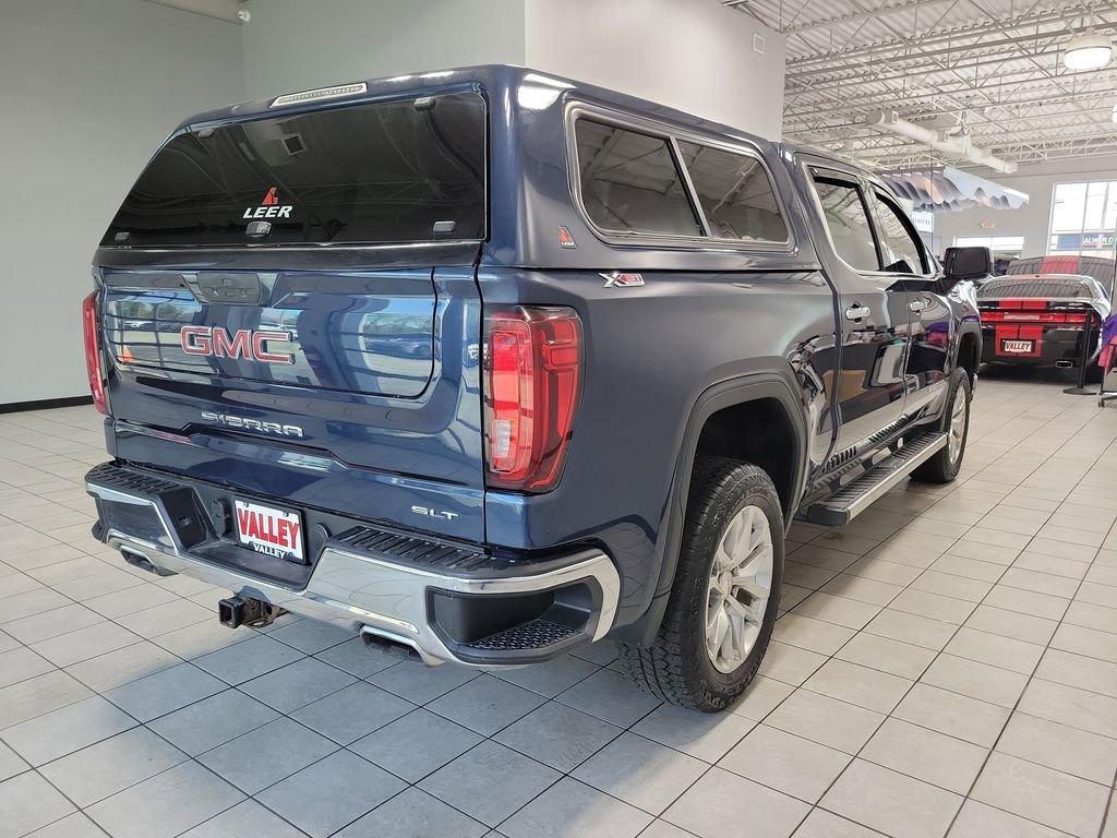 Used 2022 GMC Sierra 1500 SLT AWD/4WD image 11