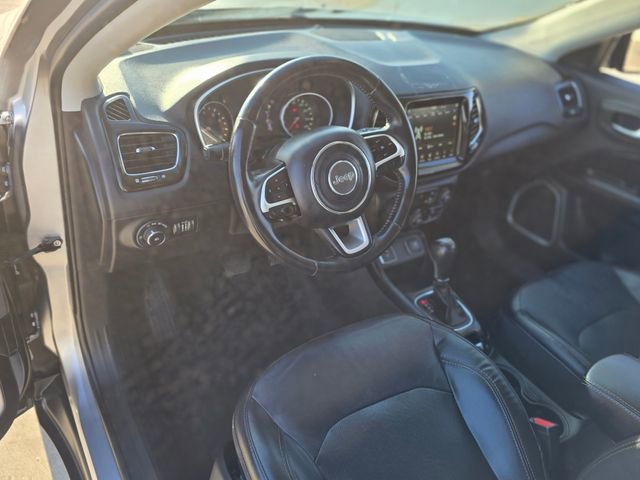 Used 2018 Jeep Compass Limited w/ Navigation Group FWD image 20