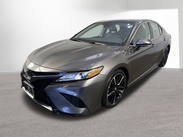 Used 2019 Toyota Camry XSE image 25