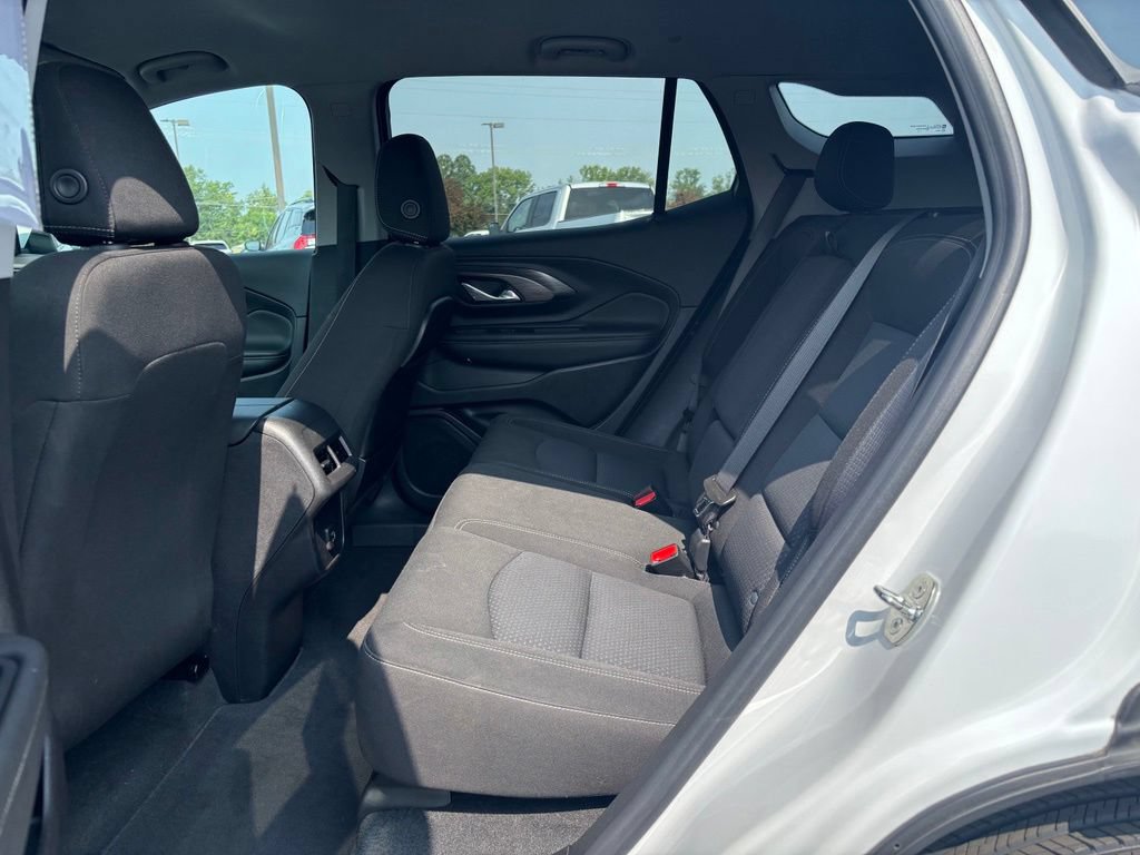 Used 2024 GMC Terrain SLE w/ Driver Convenience Package AWD/4WD image 17
